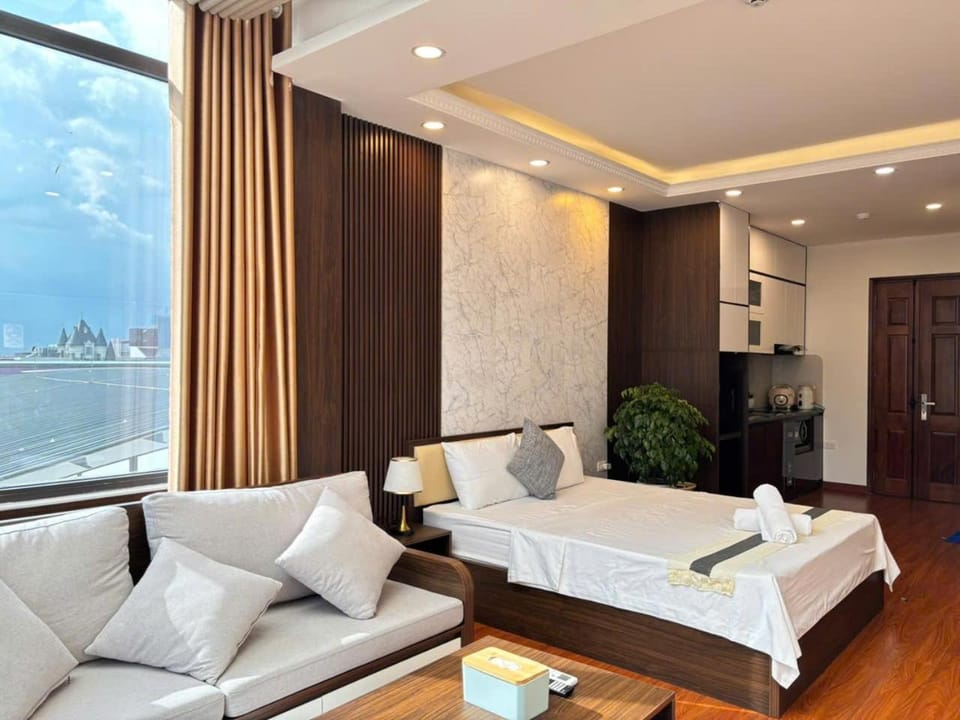 Light filled Apartment-City view Apartment in Laos
