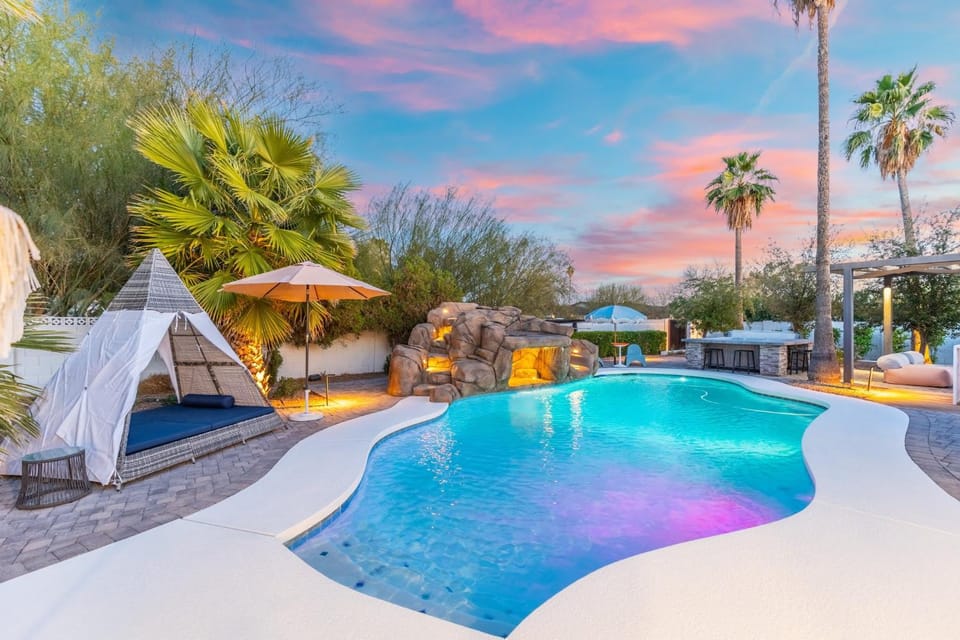 Pool view, Swimming pool