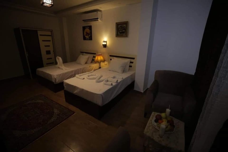 Anubis pyramids inn Bed and Breakfast in Egypt