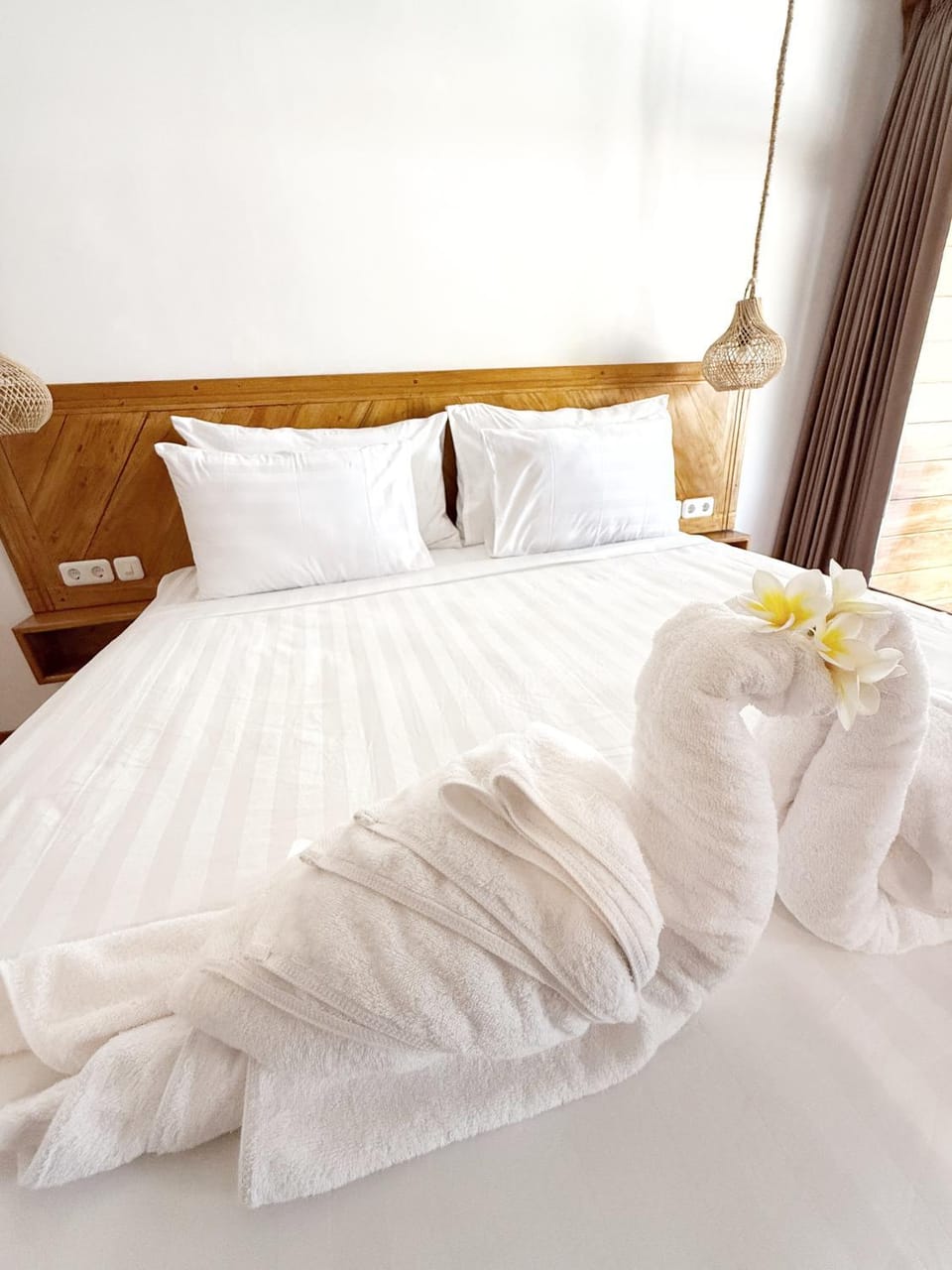Jaya Beach Bungalows Resort in Pemenang