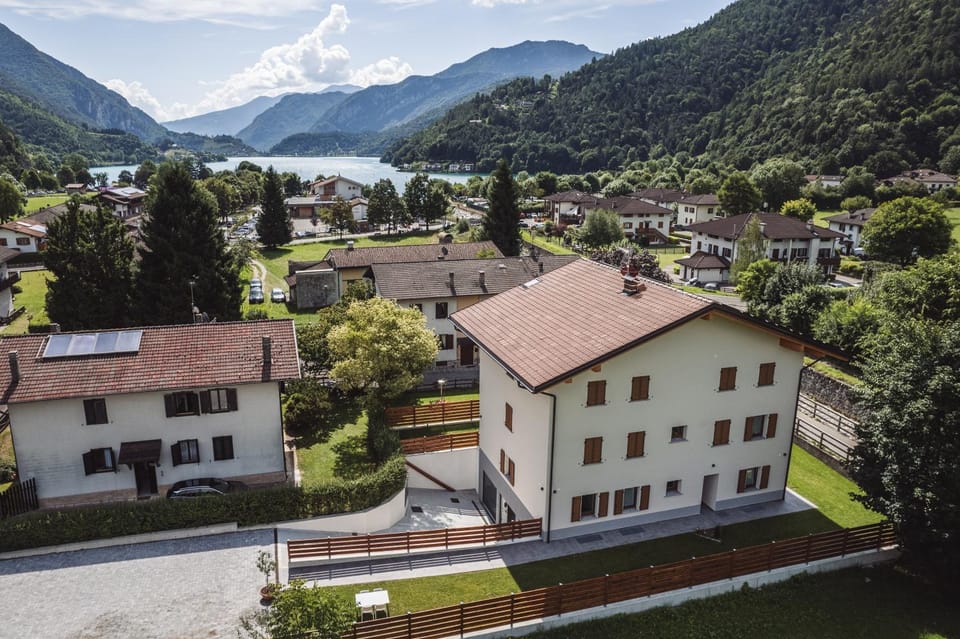 Property building, Bird's eye view