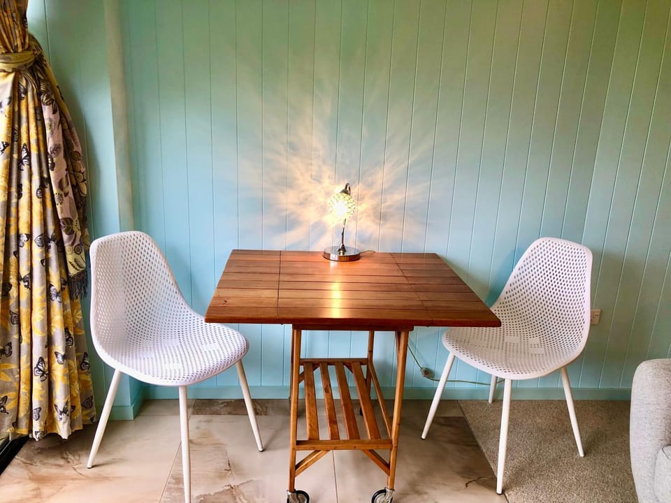 Butterfield Beach Studio Car inclusive Apartment in Southland