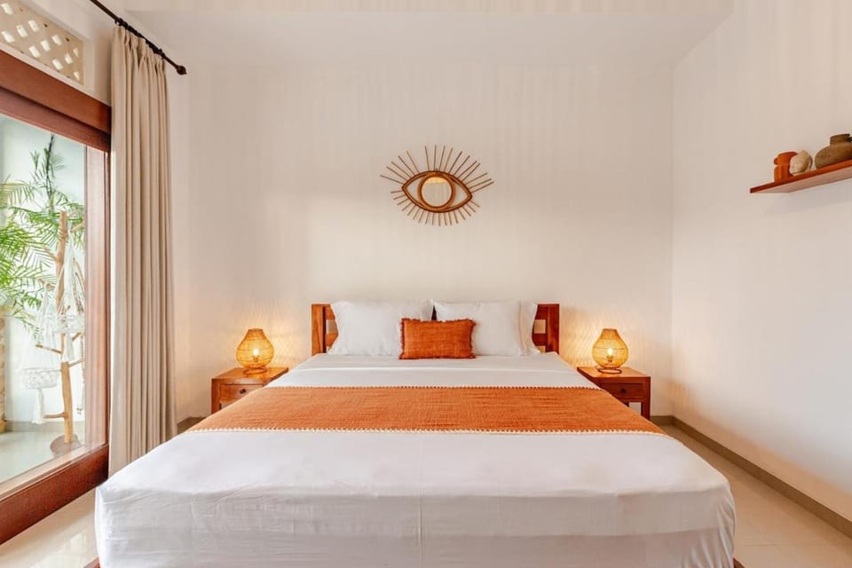 Casa Aura-2 bedroom-Free Netflix Villa in North Kuta