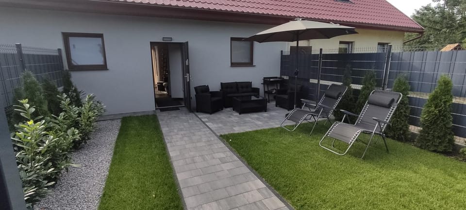 Patio, Seating area
