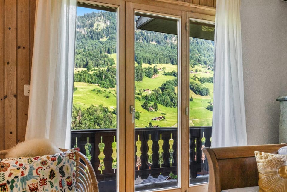 Spring, Day, Natural landscape, View (from property/room), Balcony/Terrace, Living room, Seating area, Mountain view