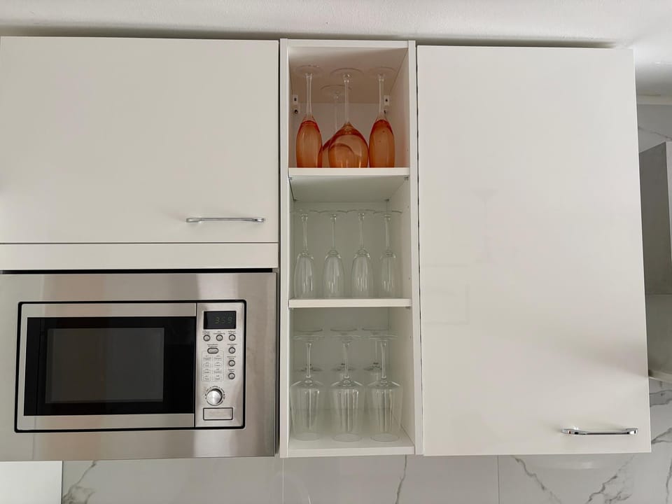 microwave, kitchen