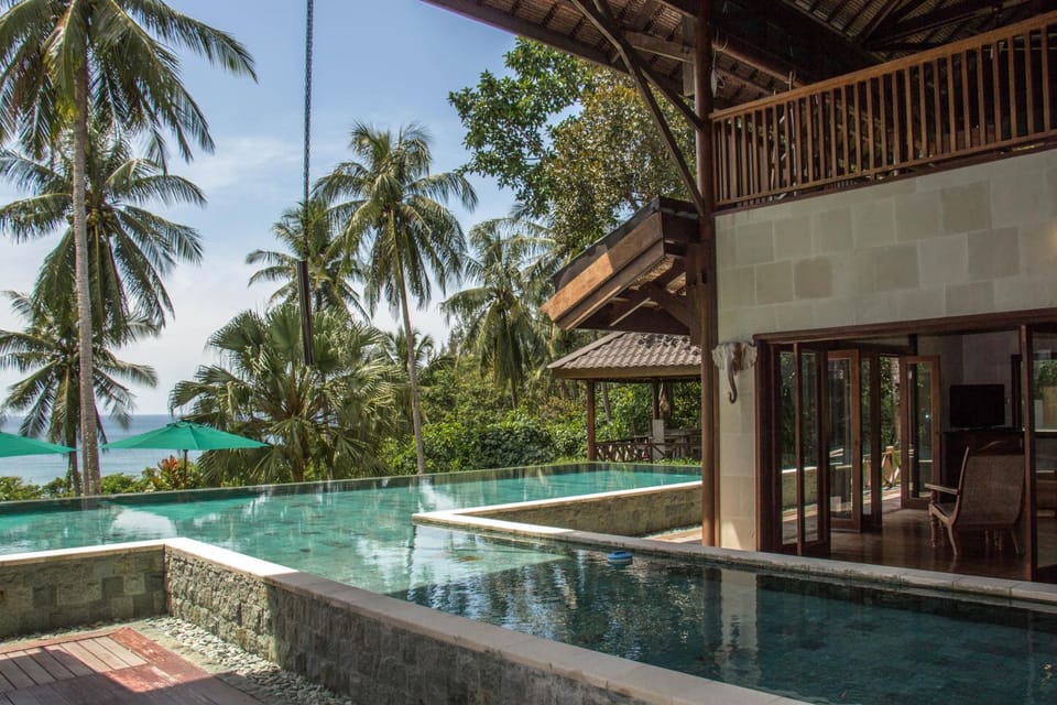 Pool view, Swimming pool