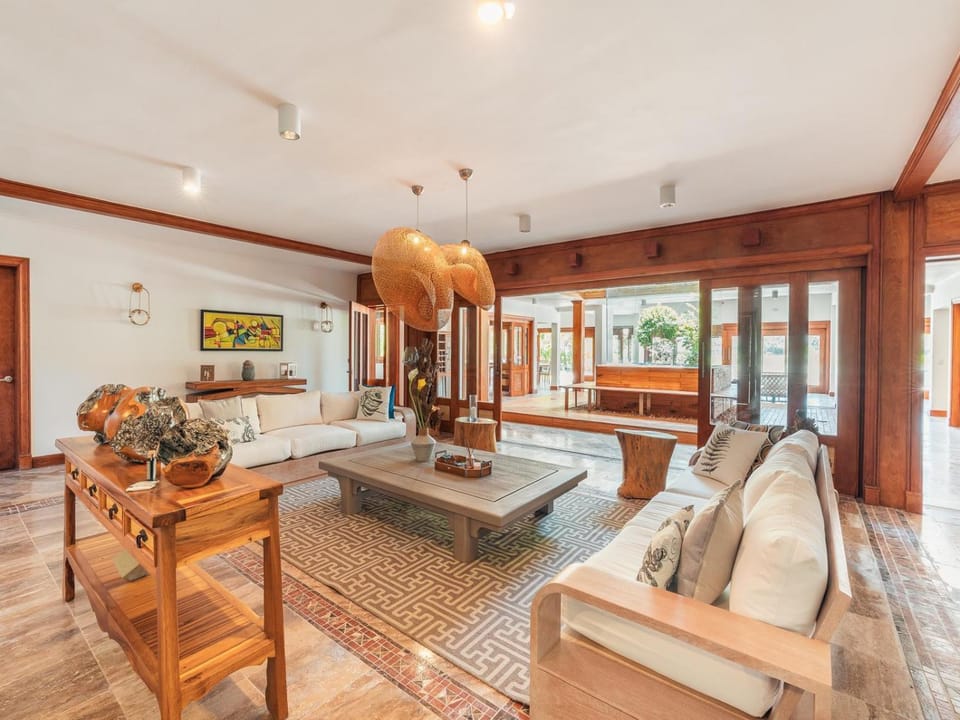 Majestic 5BR Villa with maid & jacuzzi in Cap Cana Villa in Punta Cana