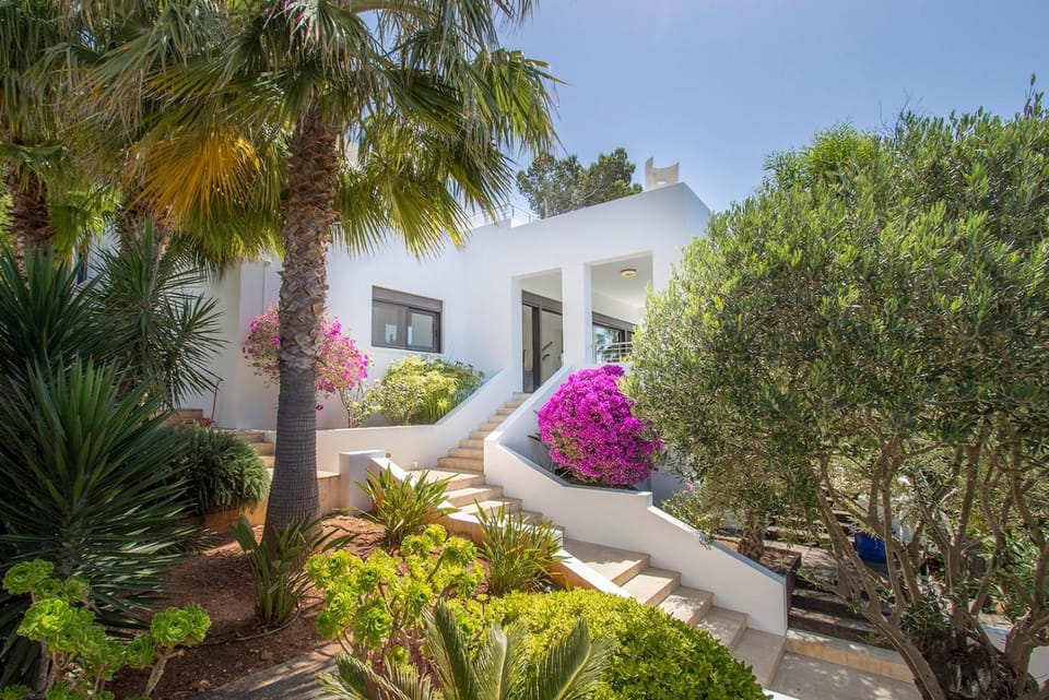 Luxury Villa with Outdoor Bar, Ibiza Villa 1027 Villa in Ibiza
