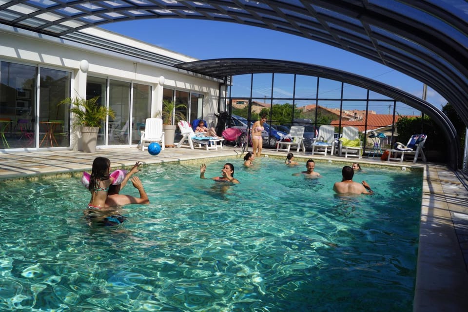Swimming pool, Swimming pool
