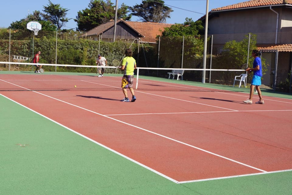 Tennis court