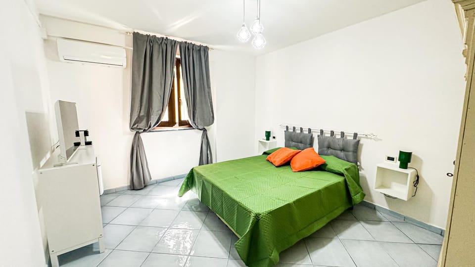 Bed, Other