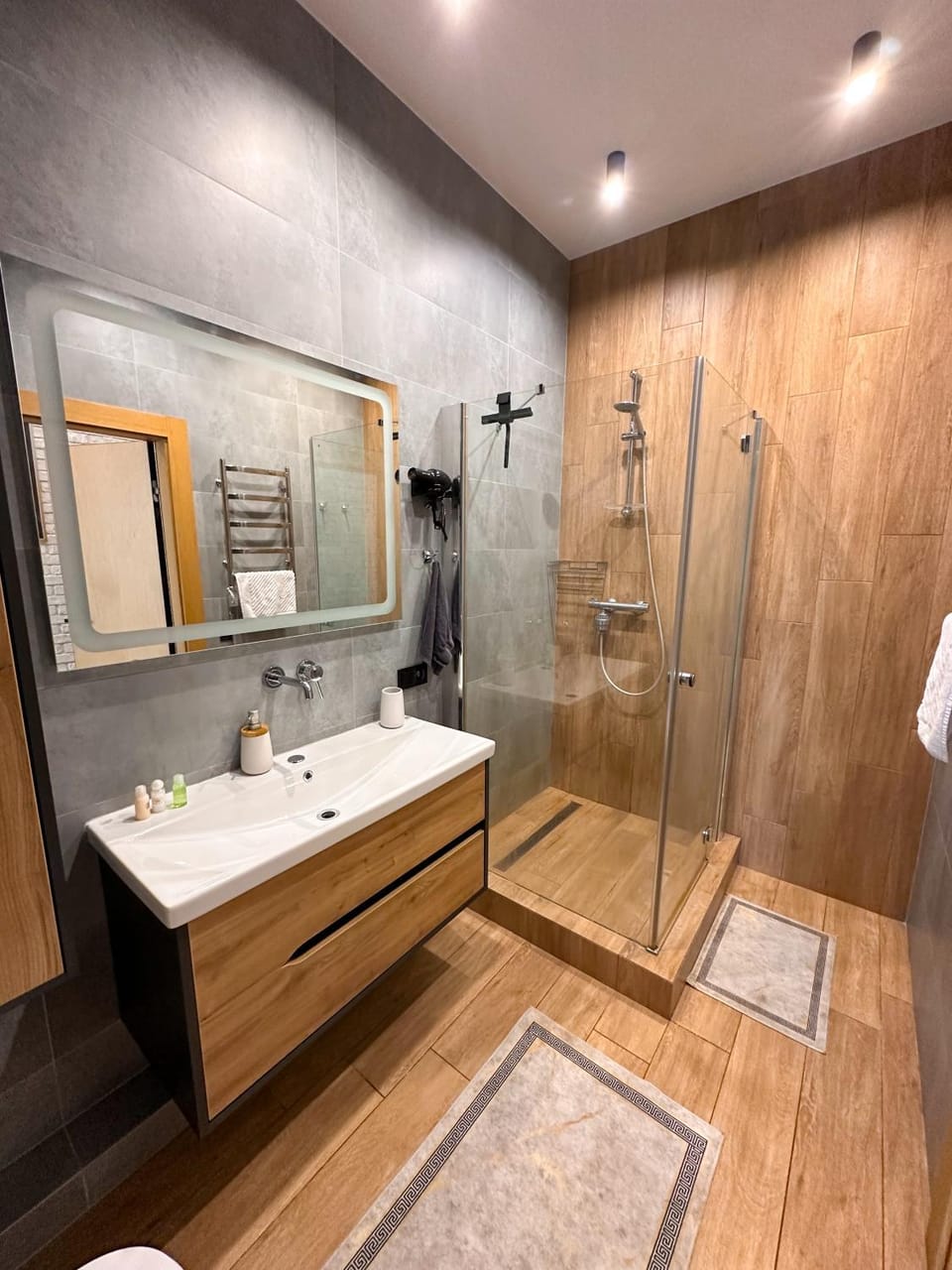 5 хвилин до моря та до центру квартира люкс Apartment in Odessa