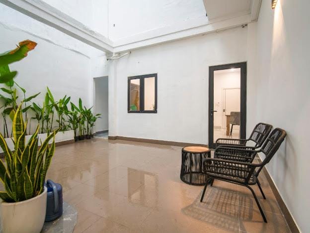 Brand New Whole House For Rent Căn hộ Cho thuê Nguyên căn Apartment in Da Nang