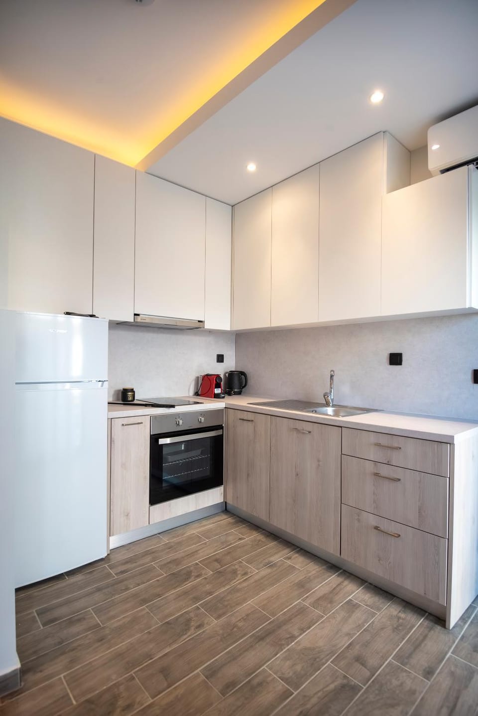 Kitchen or kitchenette, oven, stove