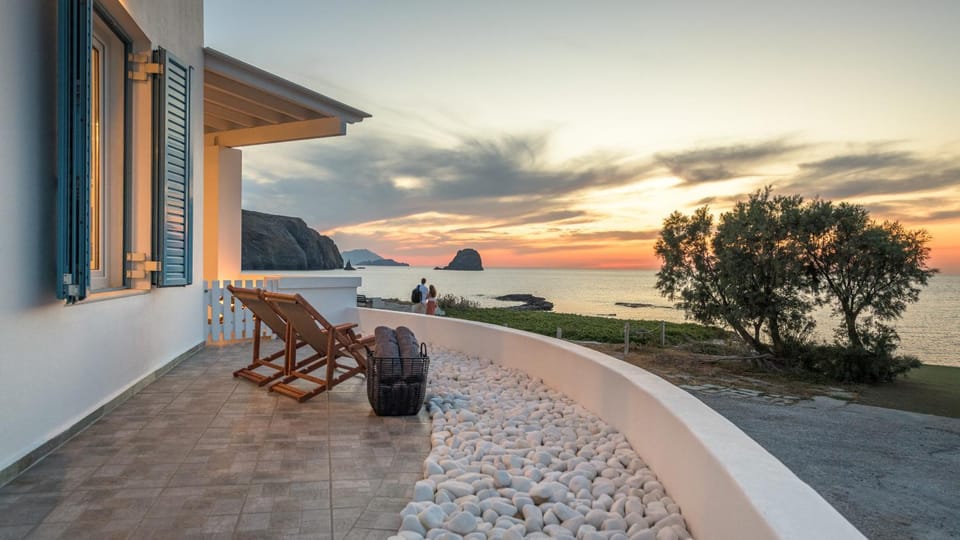 Property building, Patio, Natural landscape, View (from property/room), Balcony/Terrace, Mountain view, Sea view, Sunset
