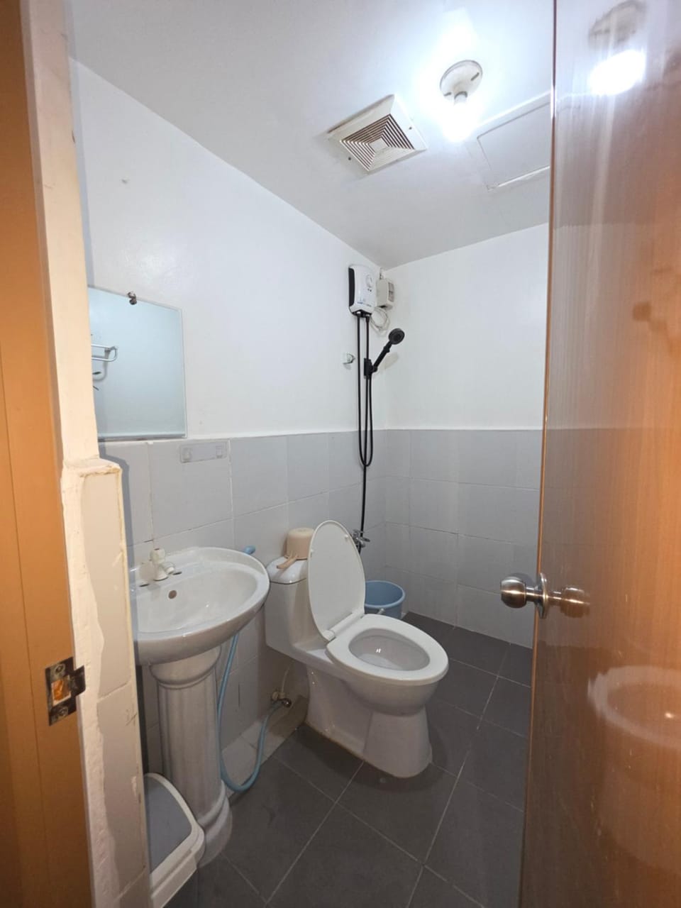 Shower, Toilet, Bathroom, bidet