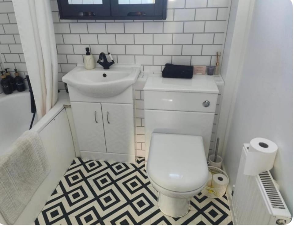 Spacious Family Getaway Apartment in Lewes District