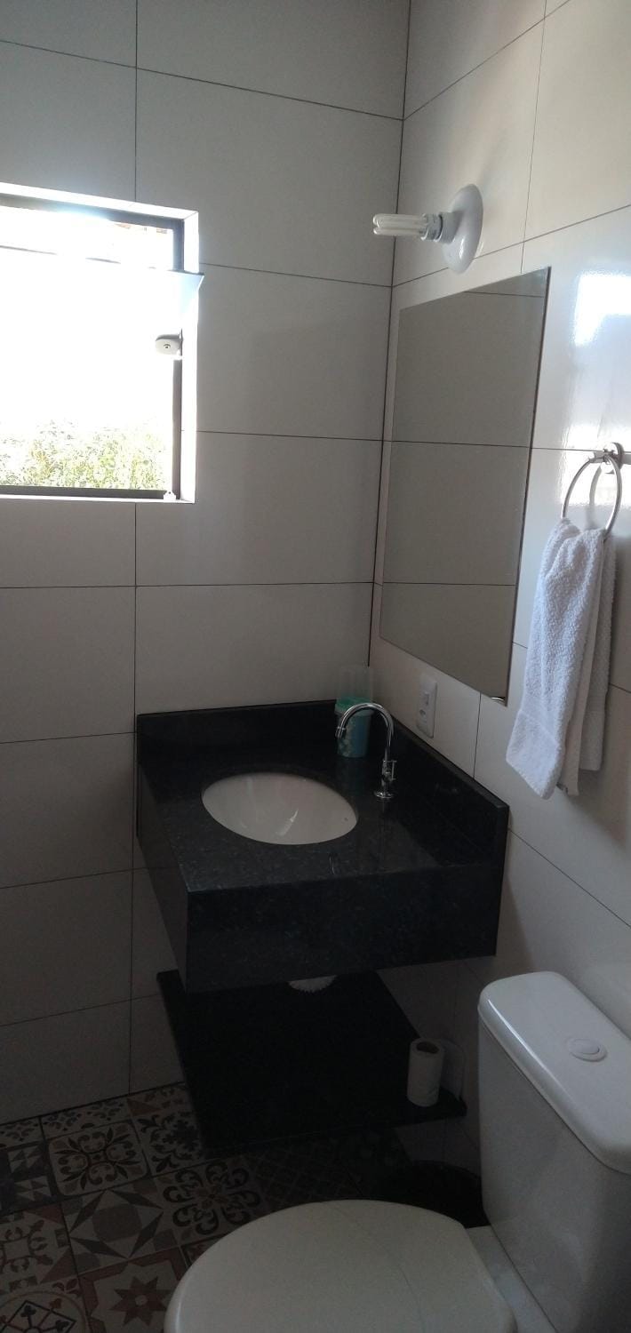 Toilet, Bathroom, towels