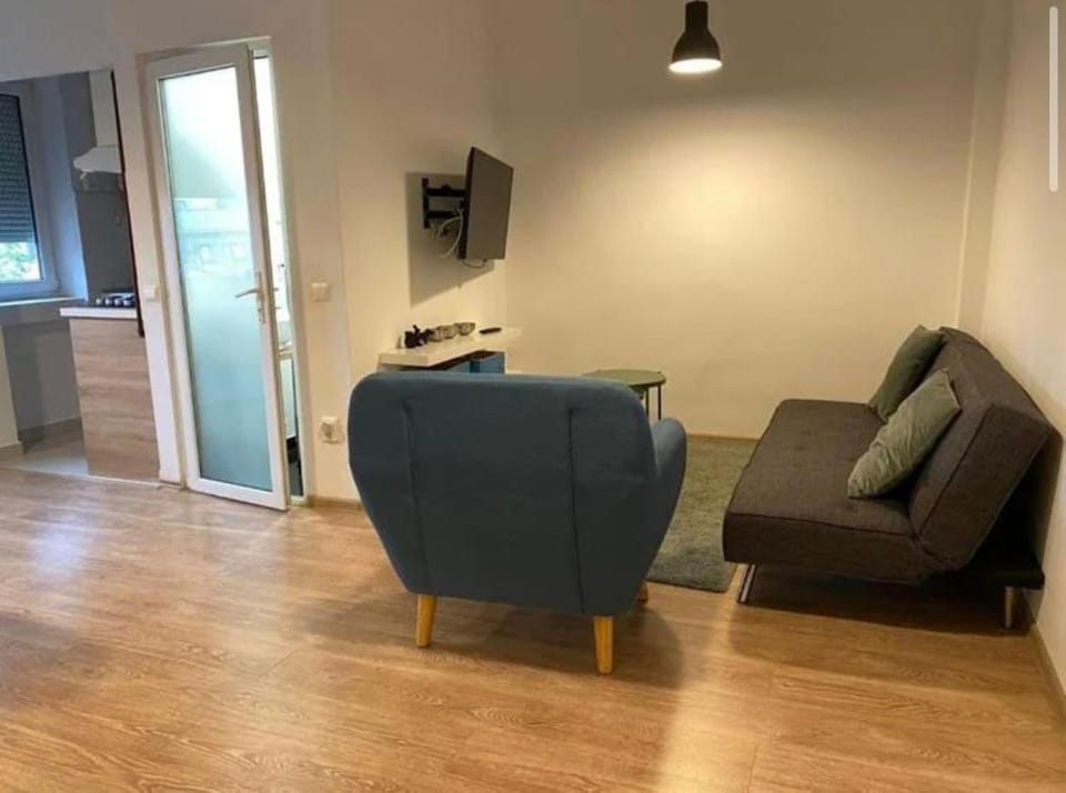 City 18 Apartment in Bucharest
