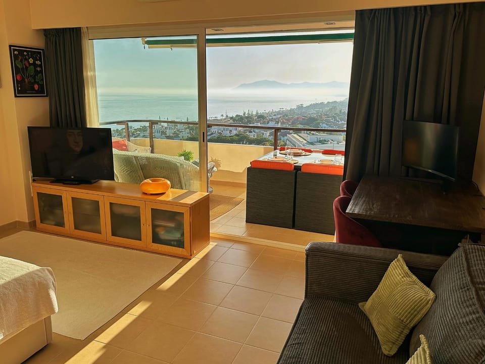Balcony/Terrace, Living room