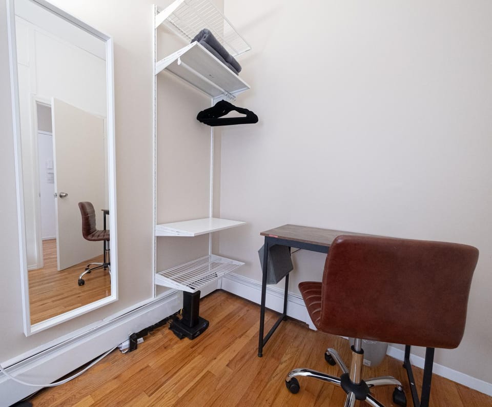 Sunlit 2BR Central Park North elevator & laundry Apartment in Harlem