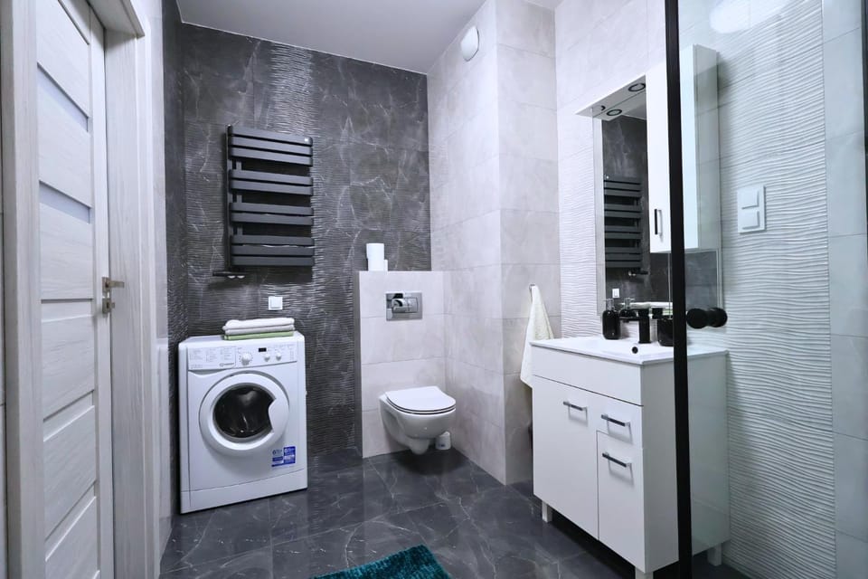 Apartament 17 piętro #CapitalTower 175 FV Parking by APARTAMENTY OKAZJA Apartment in Poland