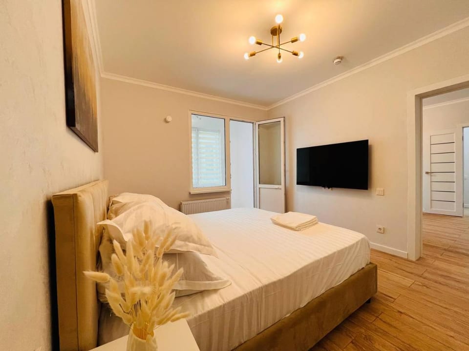 TV and multimedia, Photo of the whole room, Evening entertainment, Bedroom