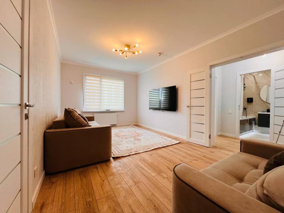 Communal lounge/ TV room, TV and multimedia, Living room, Seating area