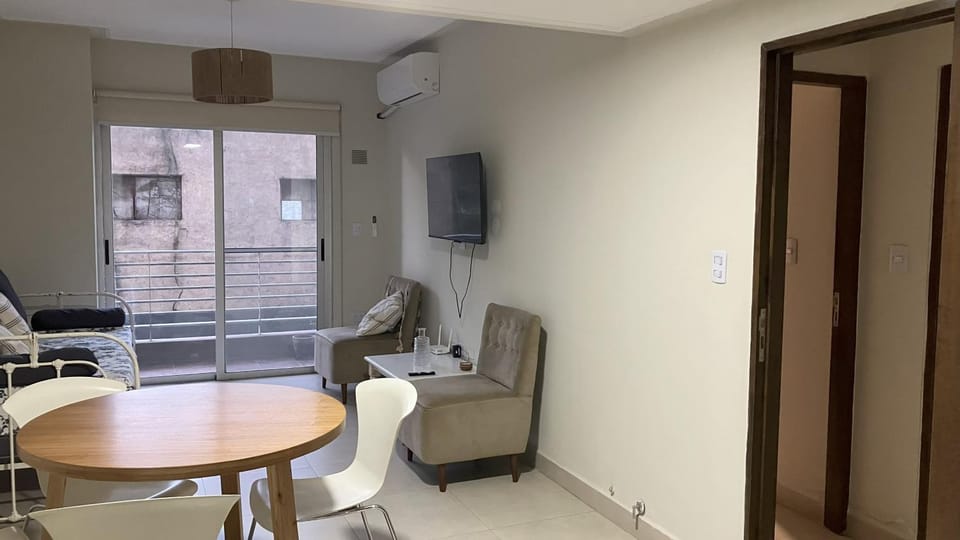 TV and multimedia, Living room, Dining area, air conditioner