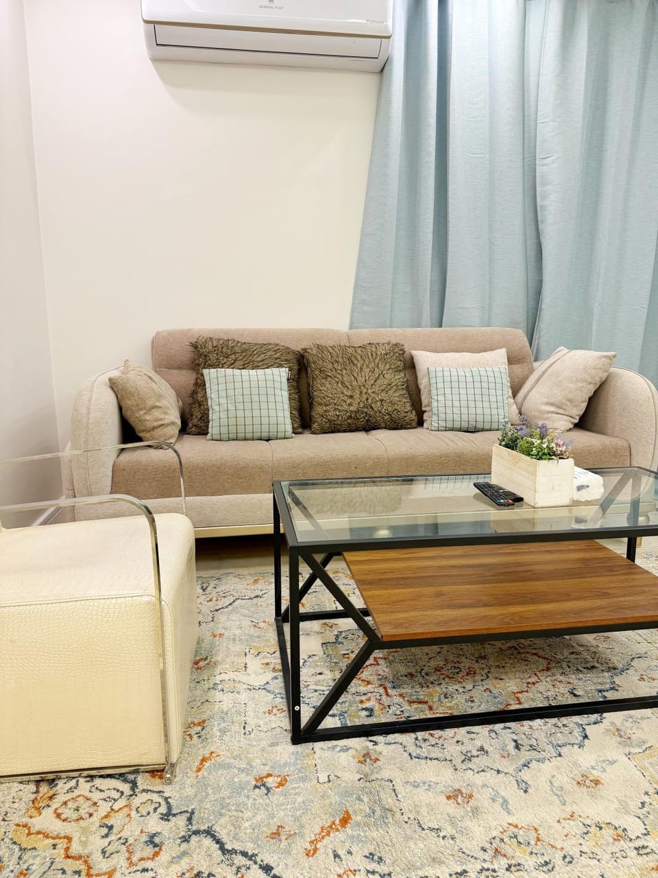شقة واسعة بغرفة نوم وصالة Apartment in Riyadh