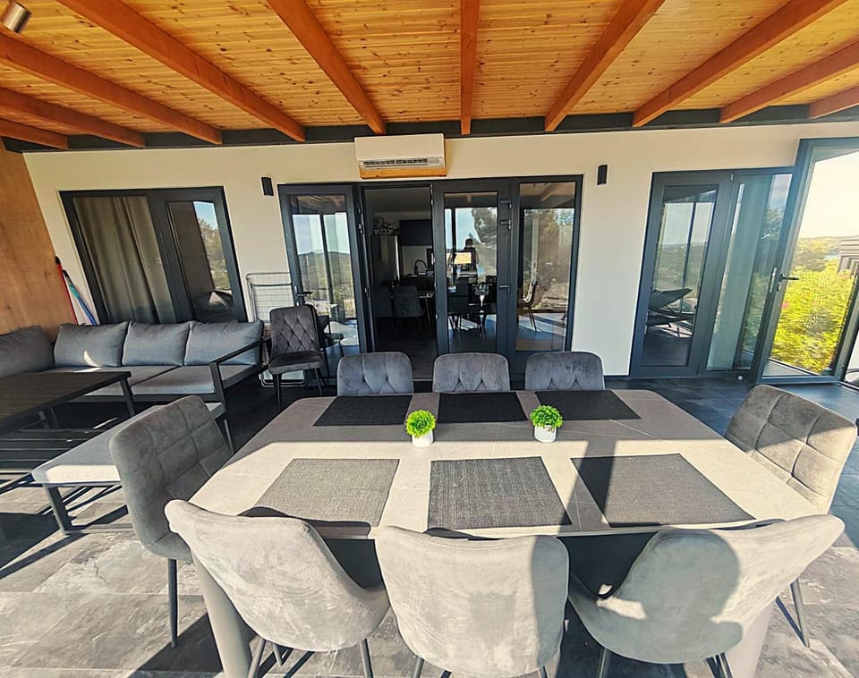 Balcony/Terrace, Seating area, Dining area
