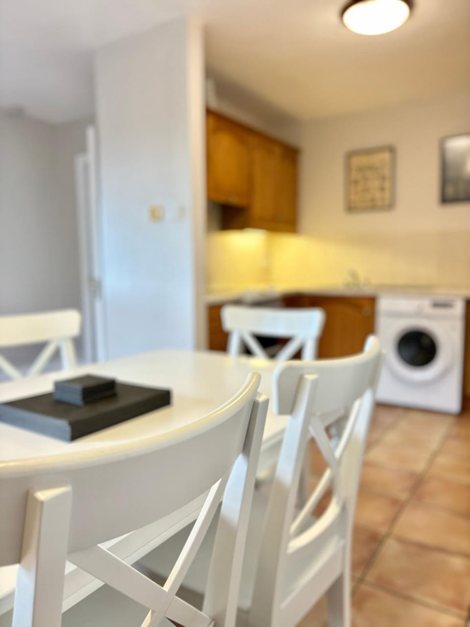 Kitchen or kitchenette, Seating area