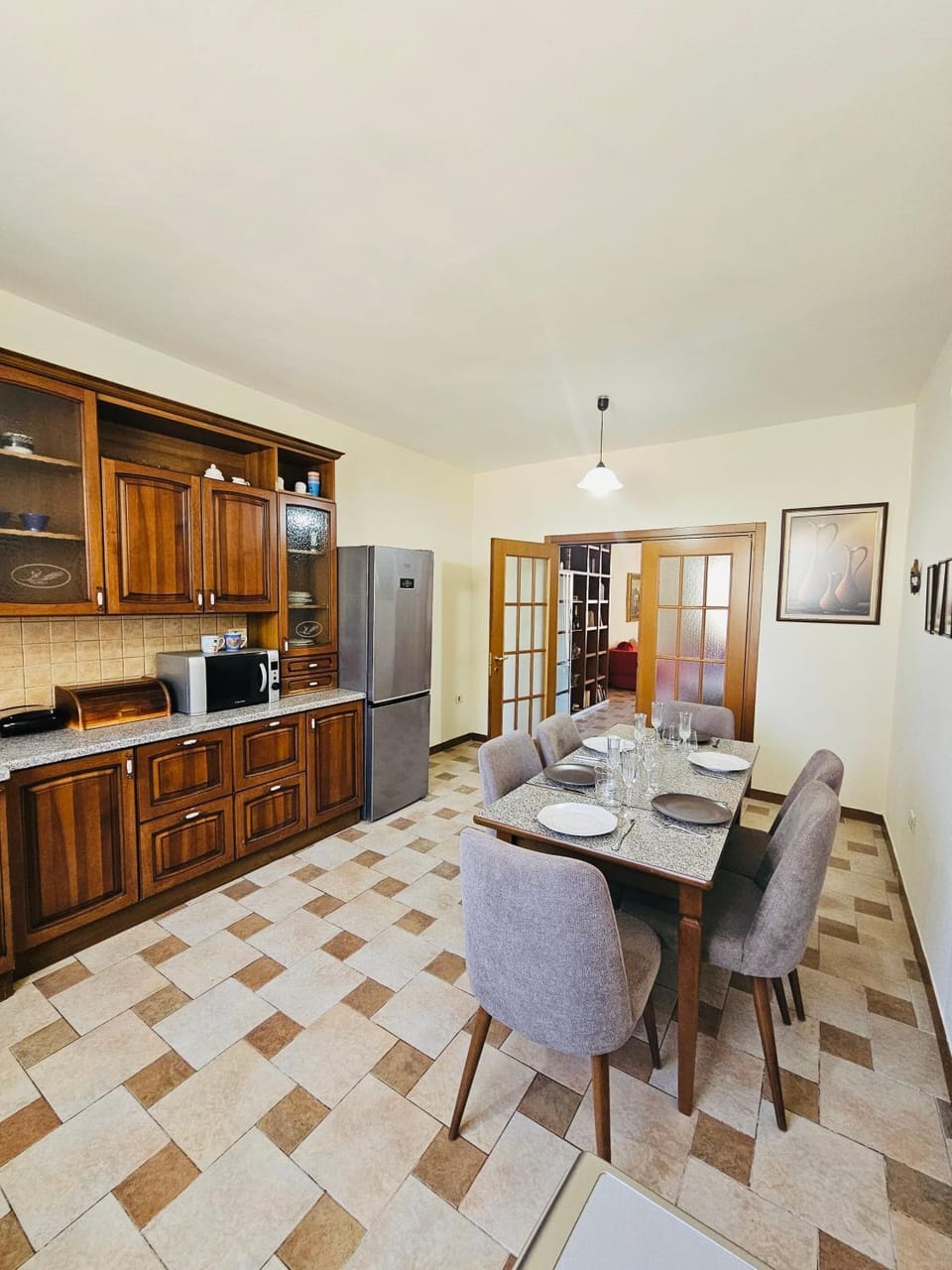 Spacious Central Apartment Apartment in Tirana
