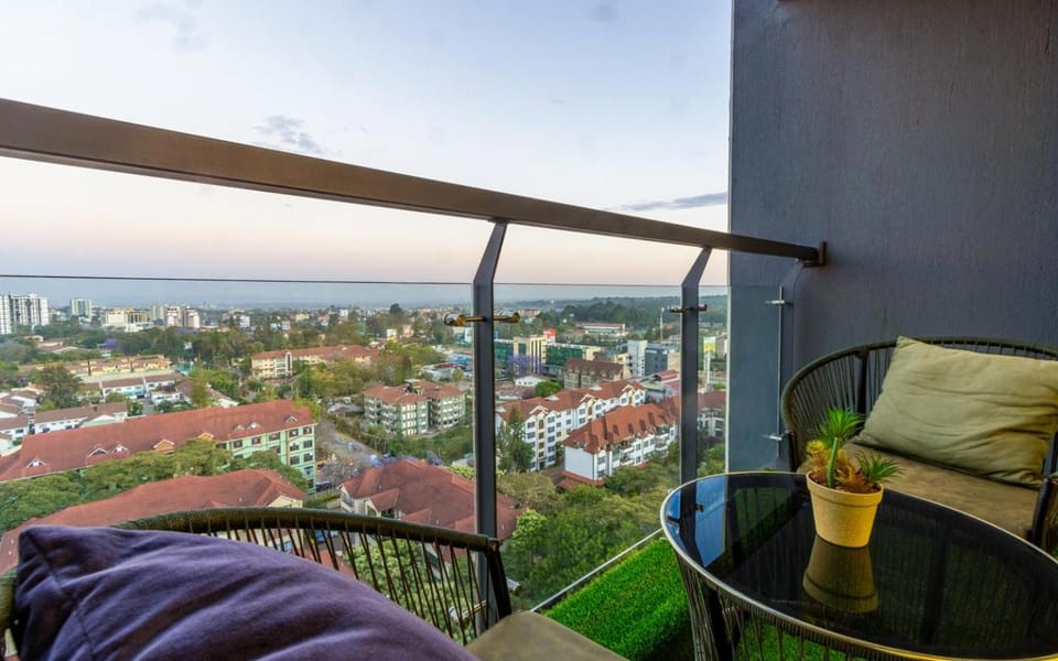 Balcony/Terrace, City view