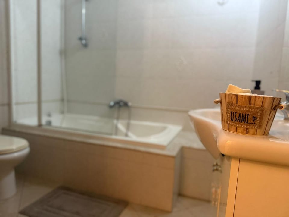 Toilet, Bathroom, Bath