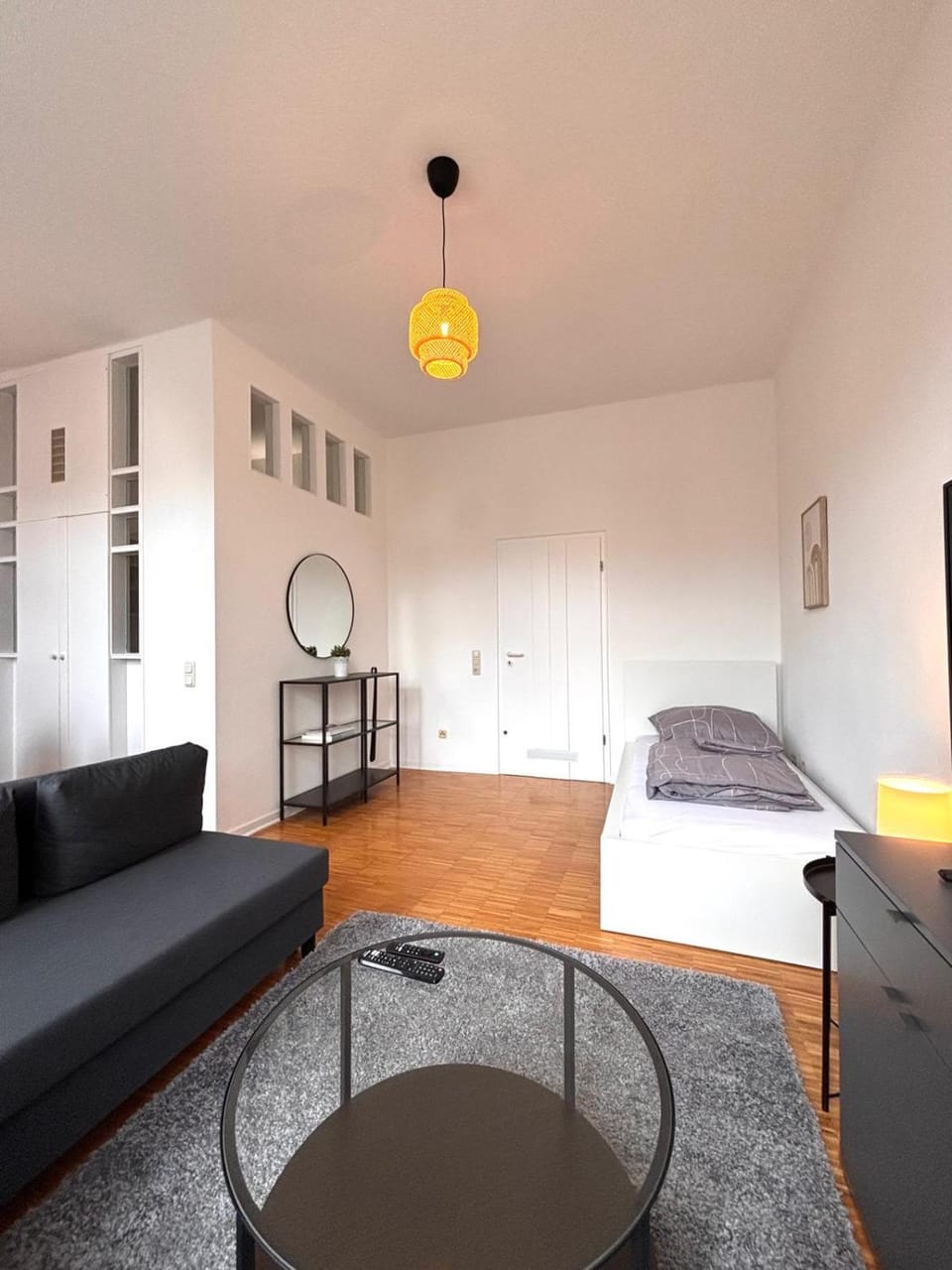 Bed, Living room, Photo of the whole room