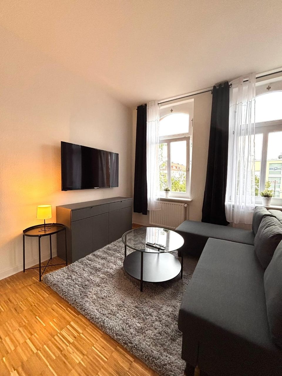 Communal lounge/ TV room, TV and multimedia, Living room