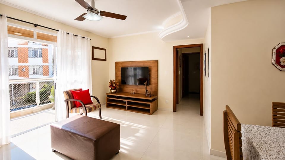 Communal lounge/ TV room, TV and multimedia, Living room