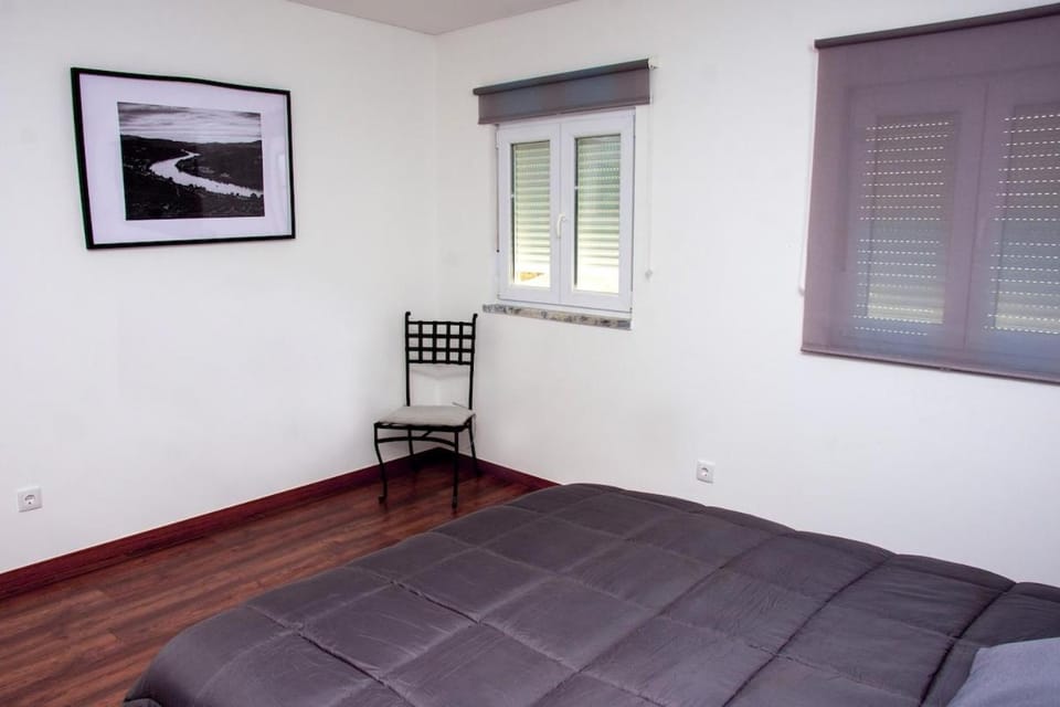 Bedroom, air conditioner