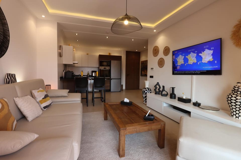 Modern top floor apartment with balcony! Apartment in Marrakesh