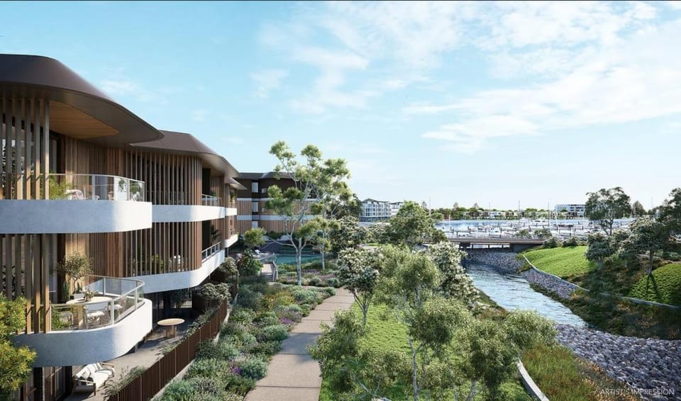 Property building, Day, Balcony/Terrace, Garden view