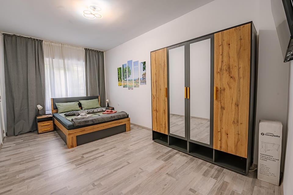 Bed, Bedroom, wardrobe