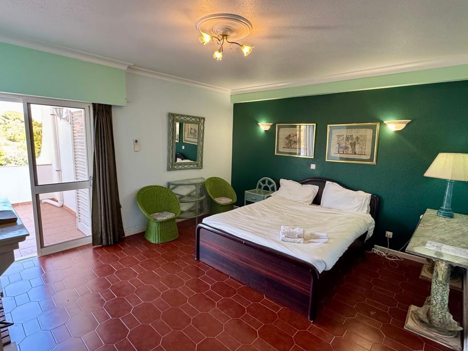 Villa Saromani Villa in Albufeira