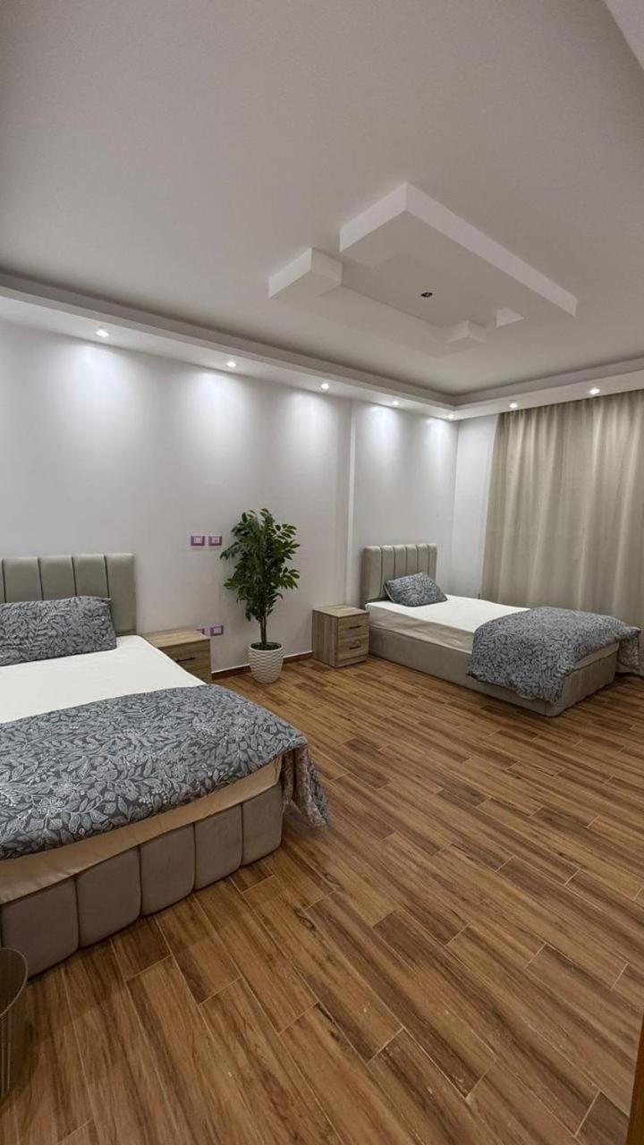 كمباوند وان قطامية Apartment in Cairo Governorate