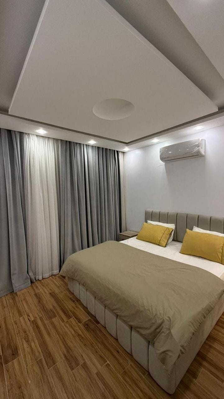 كمباوند وان قطامية Apartment in Cairo Governorate