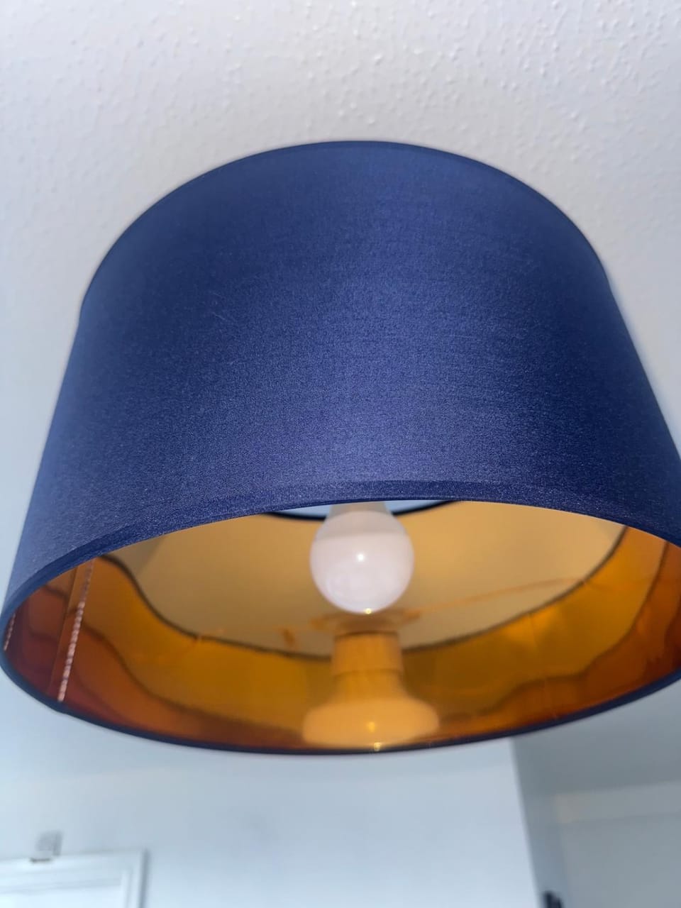 The Triplex 2 Wolverhampton - 4 Bedroom - Free Parking - Fast WIFI House in Wolverhampton