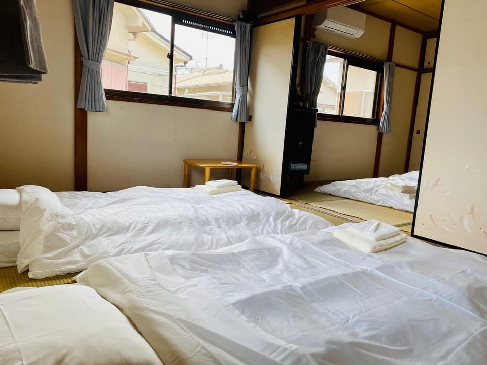 Auberge Tsukiyama Bed and Breakfast in Japan