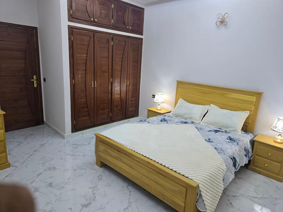 joli appartement à petit prix Apartment in Meknes