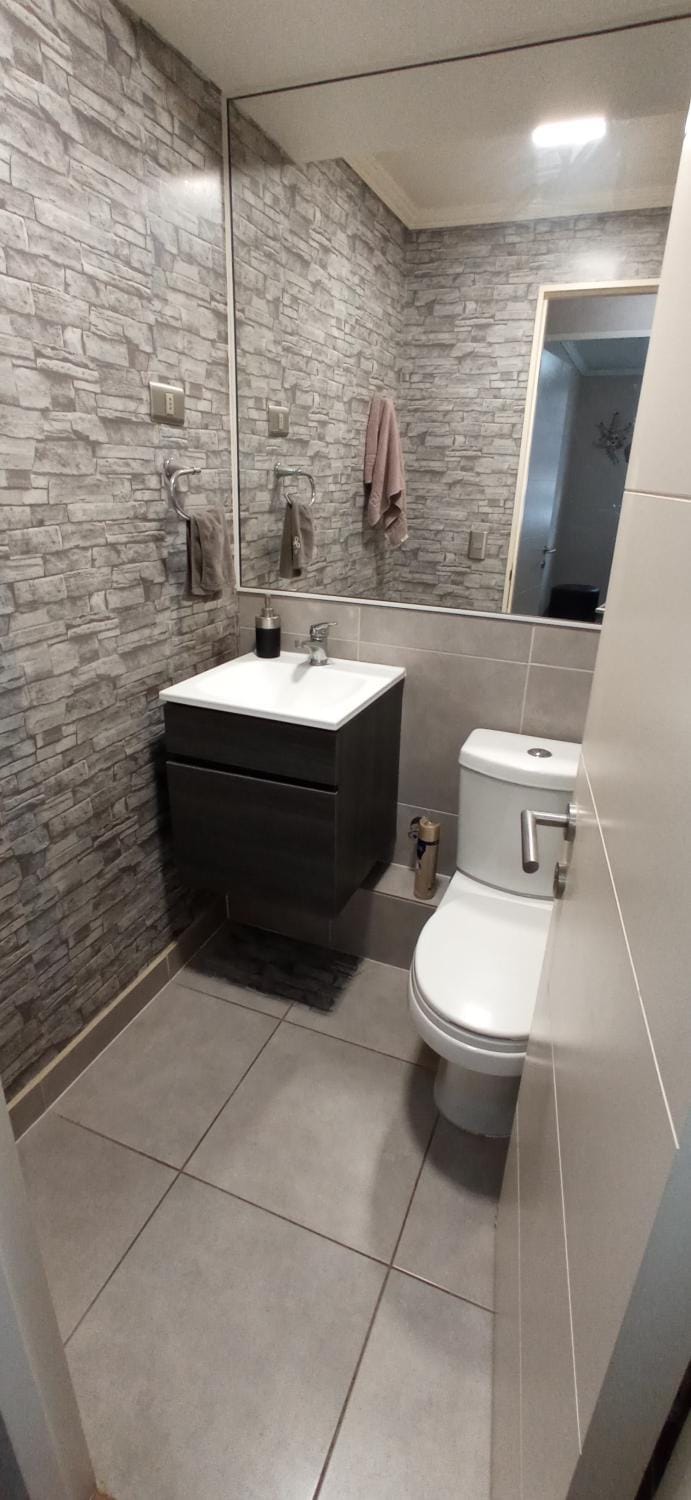 Habitación con baño privado y estacionamiento Vacation rental in Temuco
